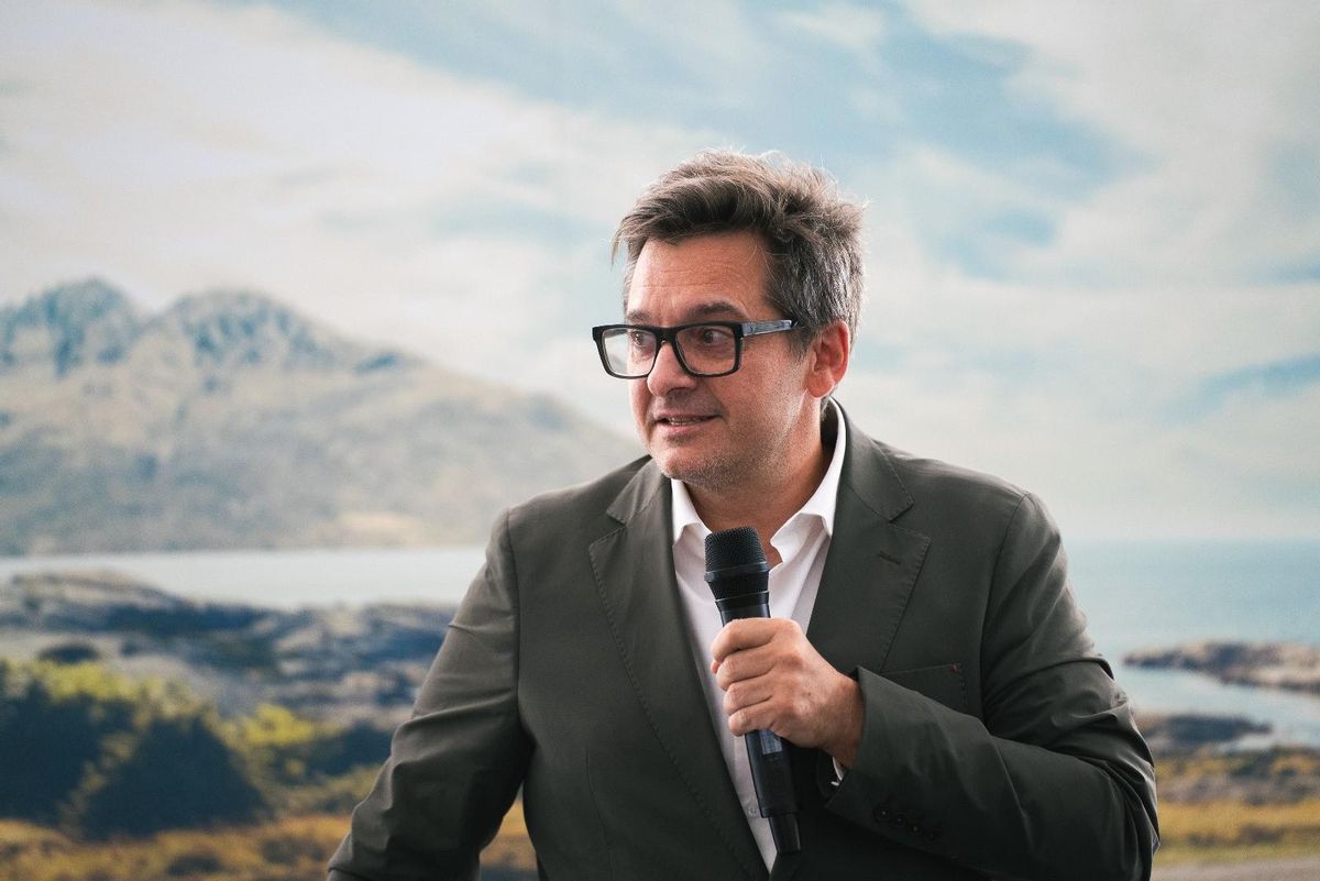 Fernando Vara, Director de Ventas Dacia España, durante el Bigster Tour en Alicante.