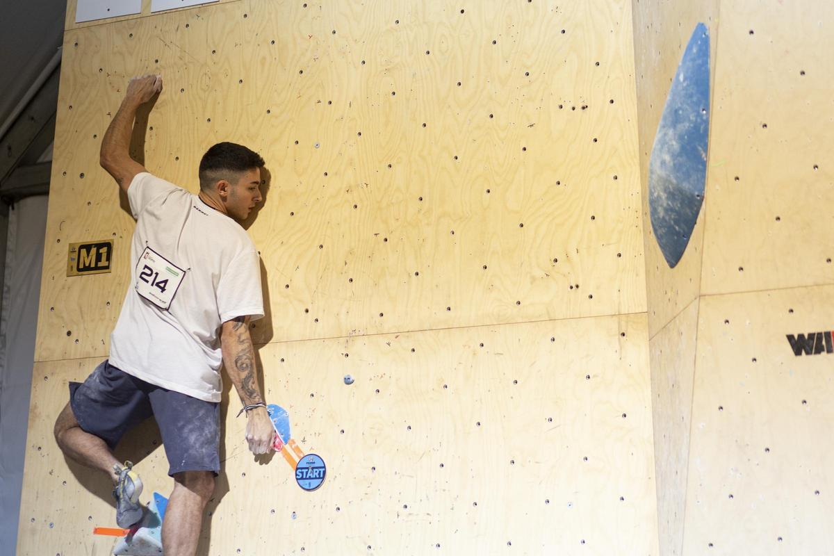 Alberto Ginés, durante el campeonato de España de escalada disputado en Cáceres.