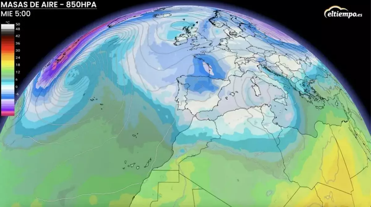 La AEMET alerta frío gélido y nieve en marzo: ¿cómo afectará a Canarias?