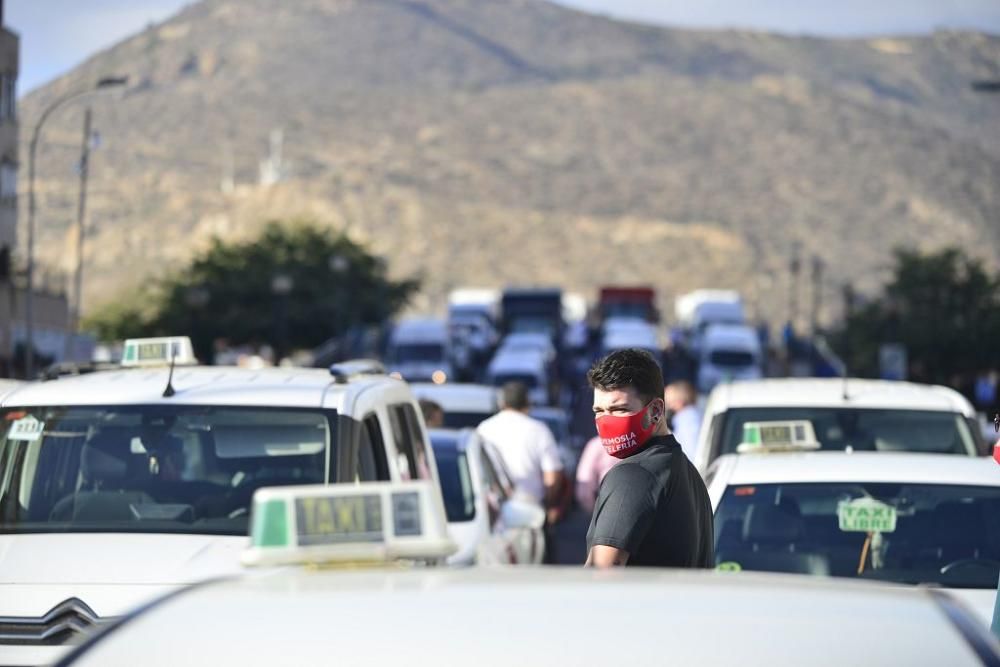 Protesta por el cierre de bares y restaurantes en Cartagena