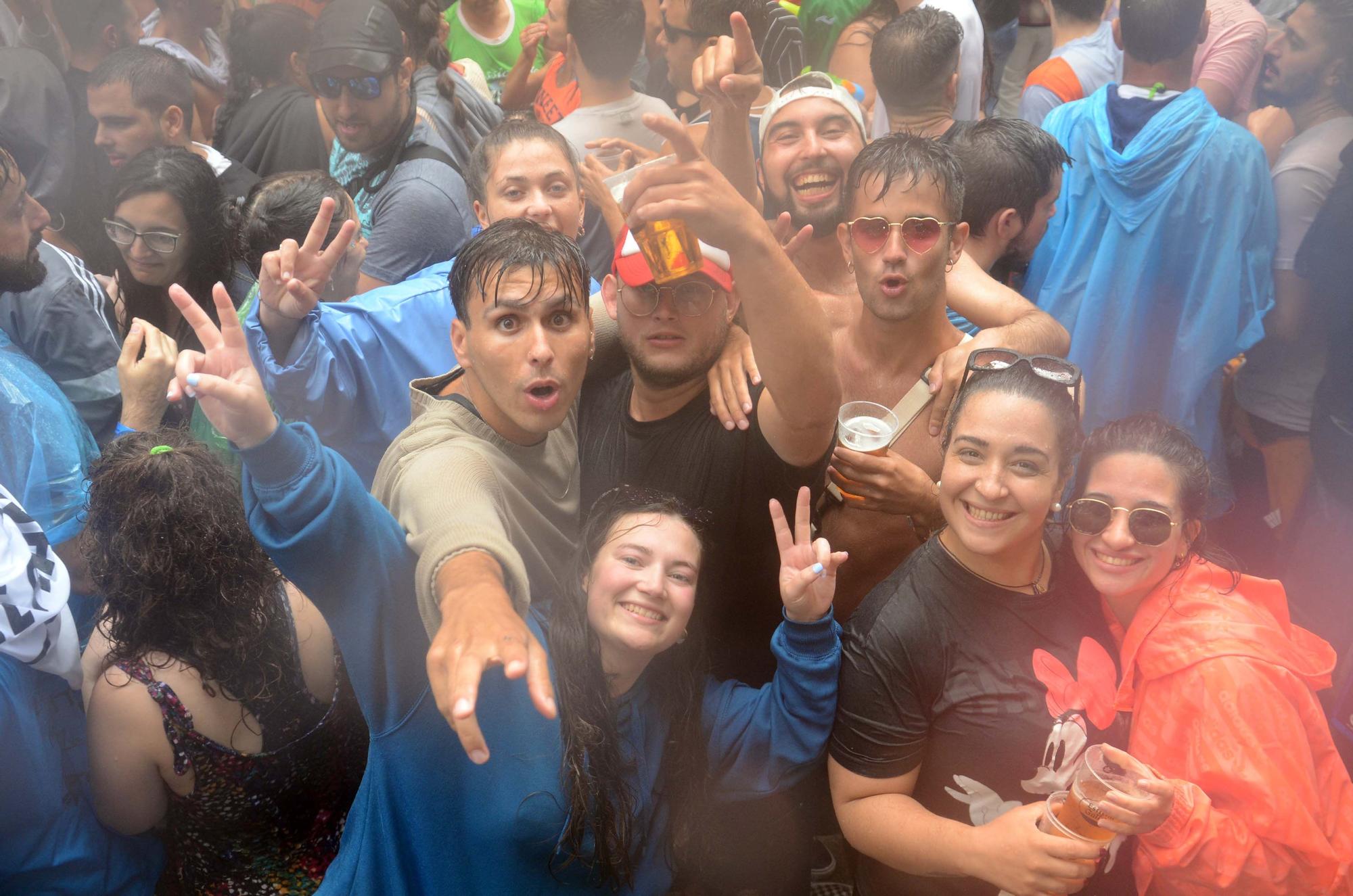 Una fiesta pasada por agua