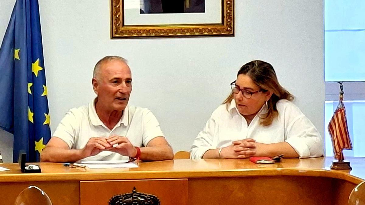 Pleno de El Perelló, en el que se aprobaron las cuentas municipales.