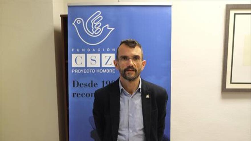 Jesús Sánchez, Fundación Centro de Solidaridad de Zaragoza: &quot;El consumo de alcohol se disparó con la crisis&quot;