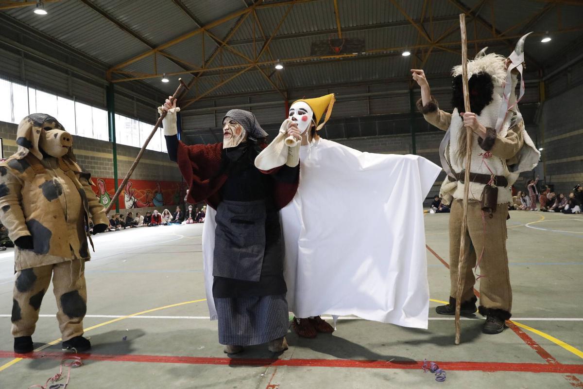 Mazcaritos en el colegio de La Luz.