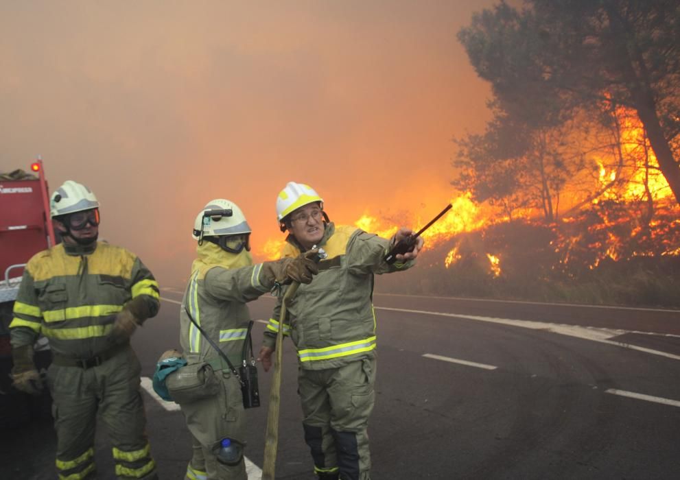 Incendio de nivel 2 en las cercanías de Santiago