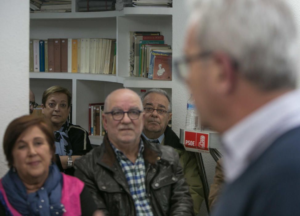 José Asensi presenta su precandidatura a las primarias del PSPV en Alicante