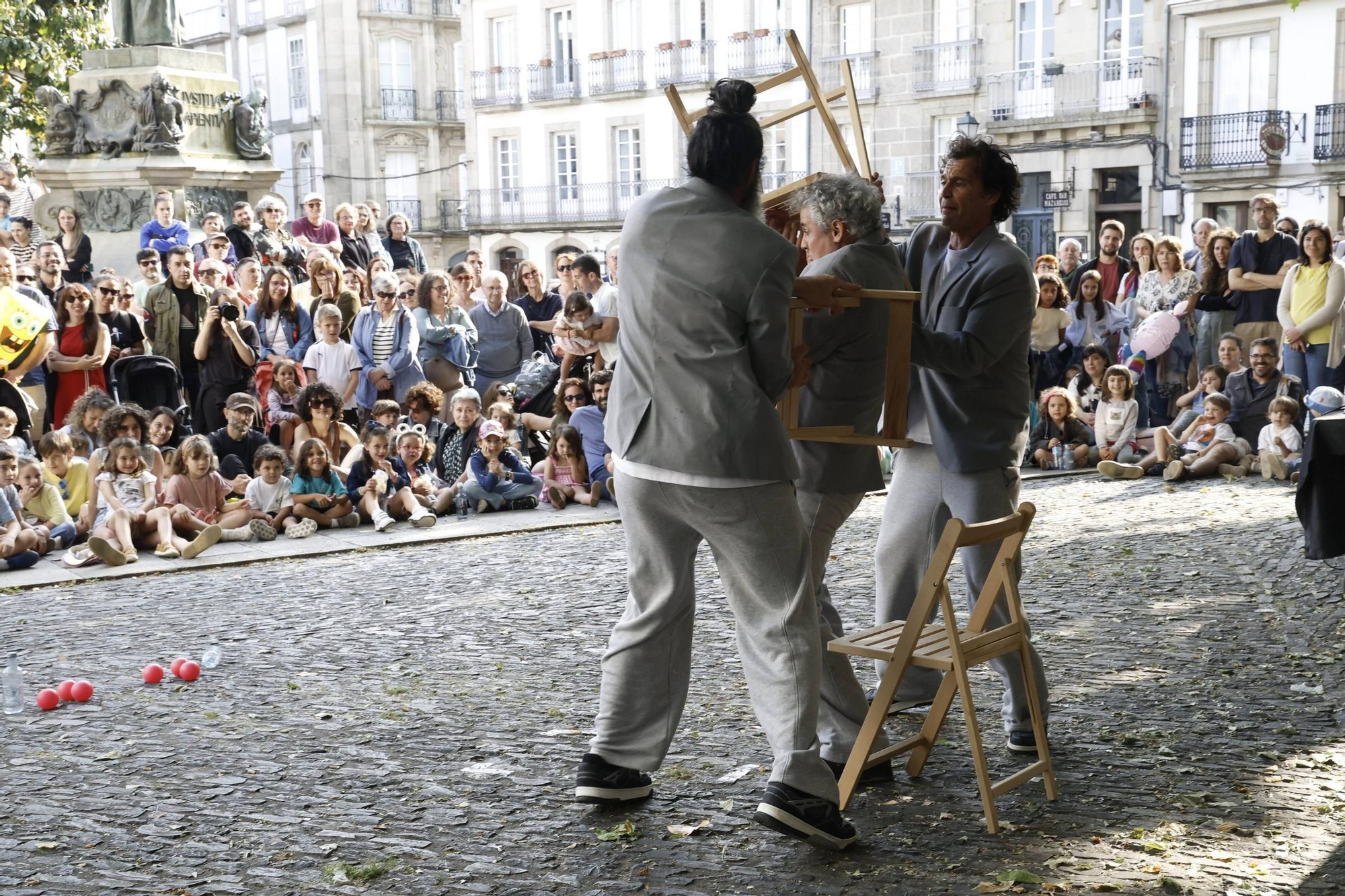A Ascensión despídese con ciclismo, circo e moita música