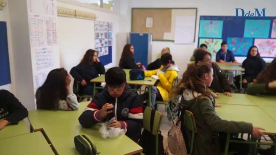 Clases prácticas en Cala Bona para mejorar el rendimiento de los jóvenes