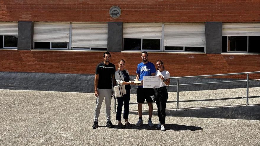 Más de 4.000 euros de alumnos de Alicante contra el cáncer