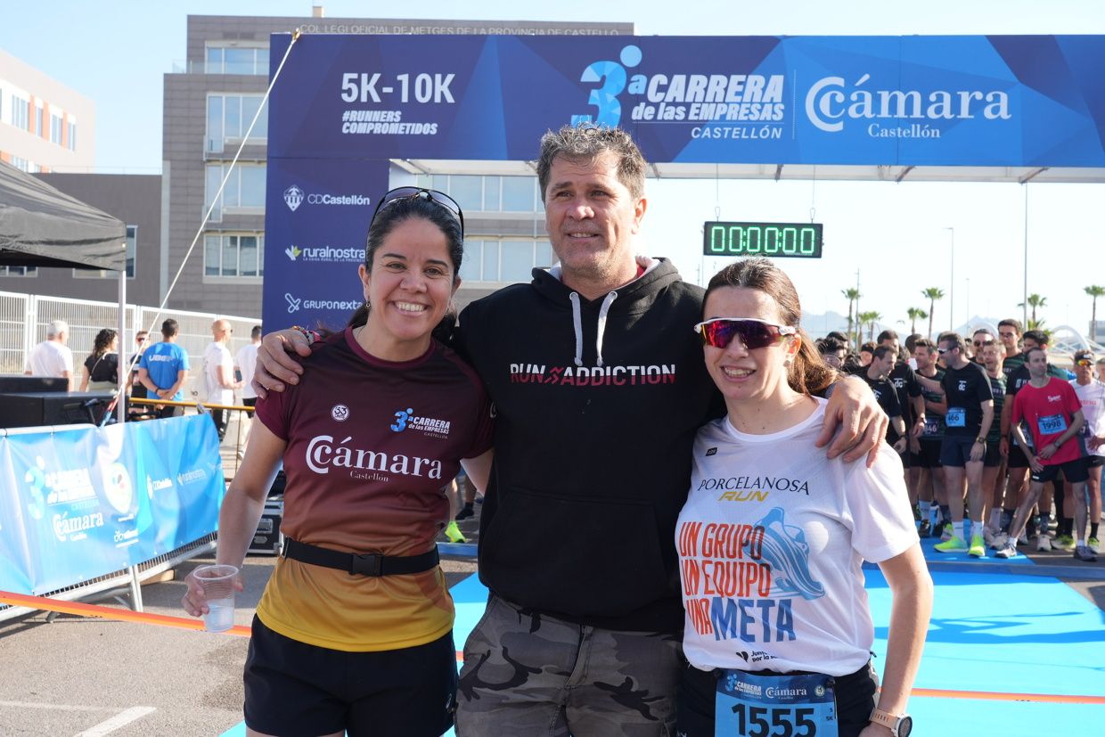 Búscate en las fotos de la Carrera de las Empresas en Castellón
