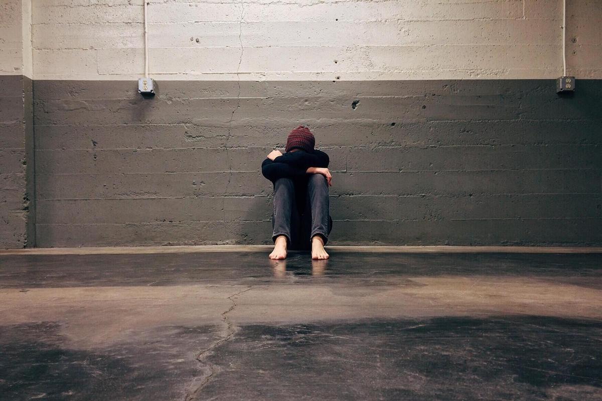 Els traumes infantils multipliquen per quatre el risc de tenir depressió