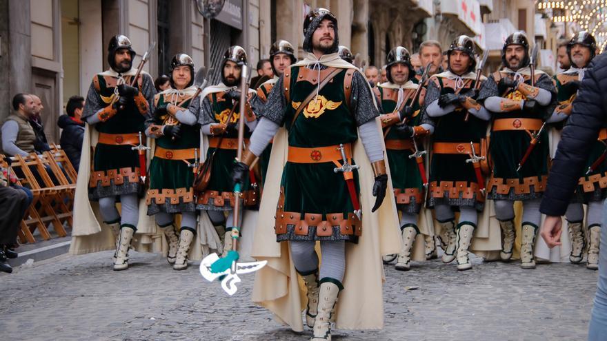 La Diana llena las calles de fiesta en Alcoy