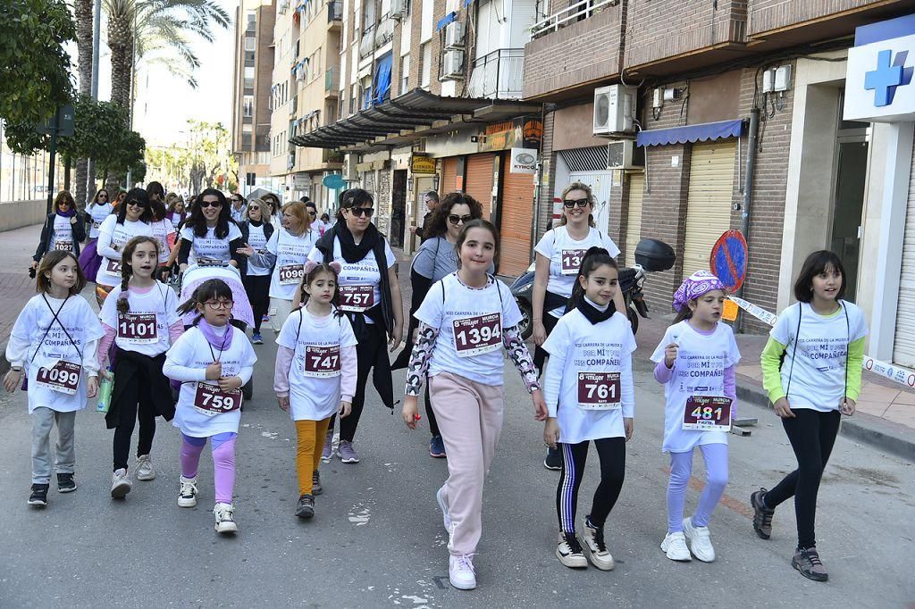 Carrera de la Mujer: recorrido por avenida de los Pinos, Juan Carlos I y Cárcel Vieja (2)