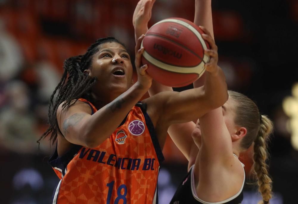 Las mejores imágenes del Valencia Basket - Basket Hema SKW