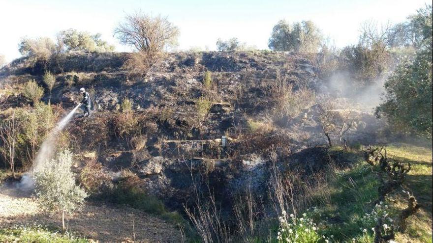 Fallece un vecino de Caspe al caer sobre los rastrojos que estaba quemando
