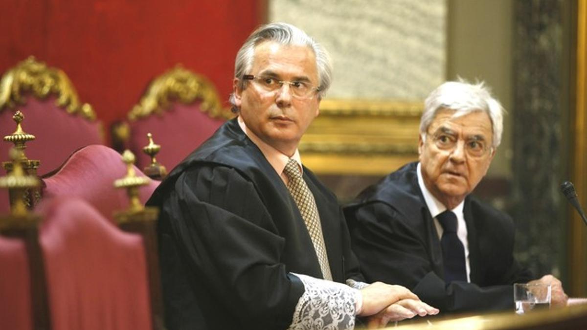 Baltasar Garzón, con la toga ante el tribunal.