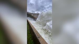 Impresionantes imágenes del desembalse de Valdecañas