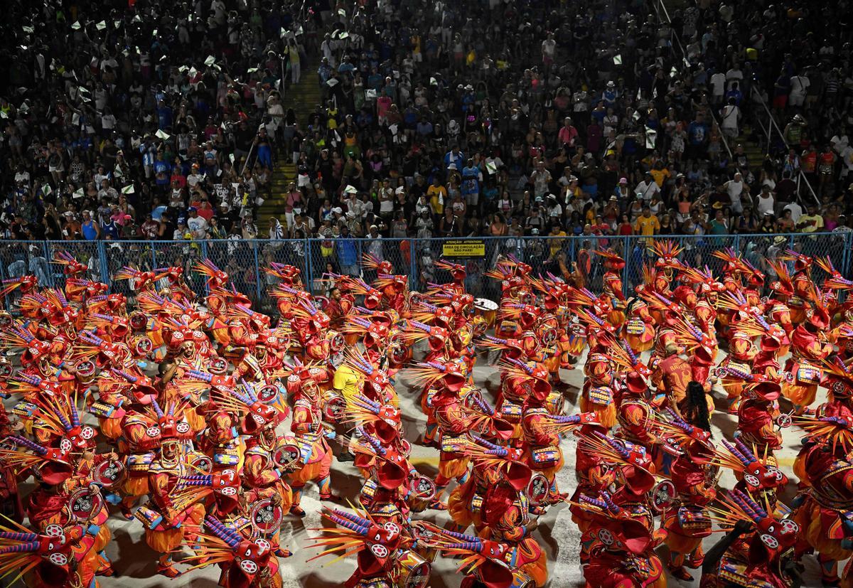 El Carnaval de Brasil festeja el fin de la era Bolsonaro