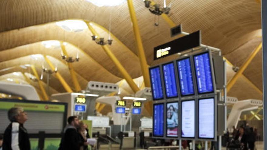 Intervenida en Madrid-Barajas una maleta con 22 kilos de cocaína para Canarias