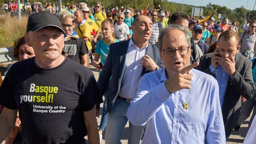 Torra obvia una condemna explícita als aldarulls violents