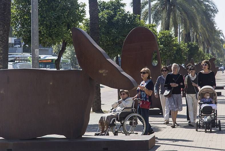 Las esculturas de Méjica toman el paseo de la Victoria