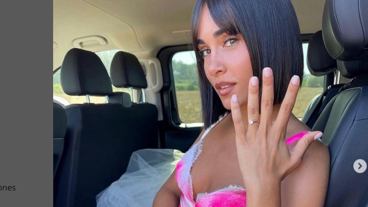 Aitana presume de anillo y hace oficial el anuncio tras su ruptura con  Sebastían Yatra