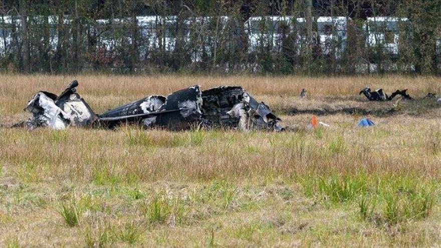 Cinco muertos al estrellarse una avioneta en el sur de EEUU