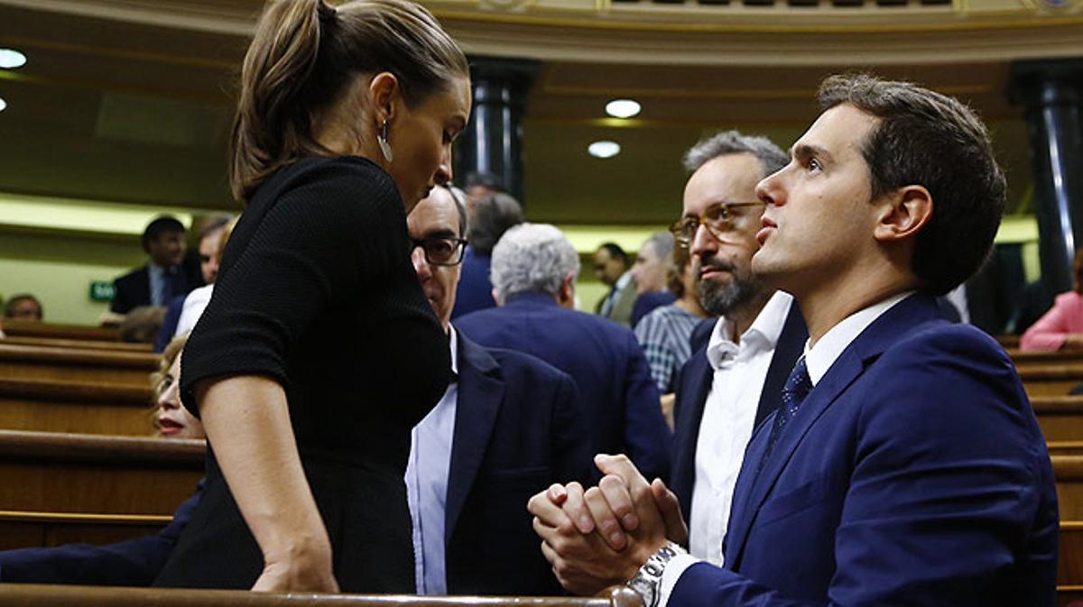 Iglesias es burla de Rivera i aquest reacciona.