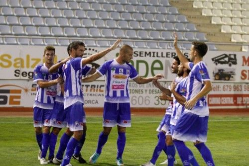 La Hoya Lorca cae por penaltis ante el Villanovense en la Copa del Rey