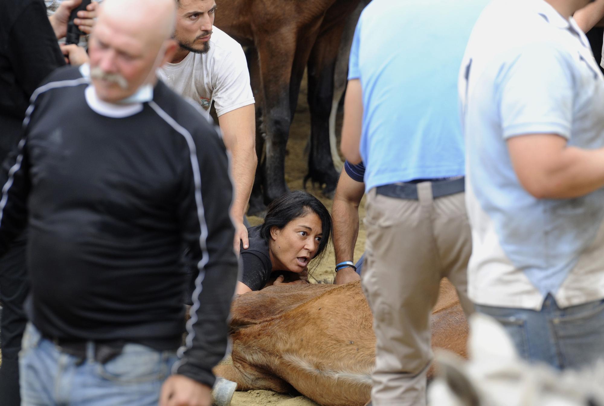 Rapa de alto voltaje en Sabucedo