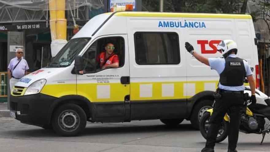 Imatge d&#039;arxiu d&#039;una ambulància durant la manifestació de divendres passat.