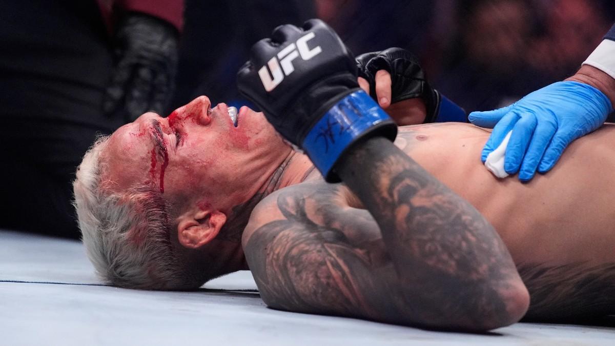 ¡Así fue el brutal KO de Topuria a Oliveira en el primer asalto!