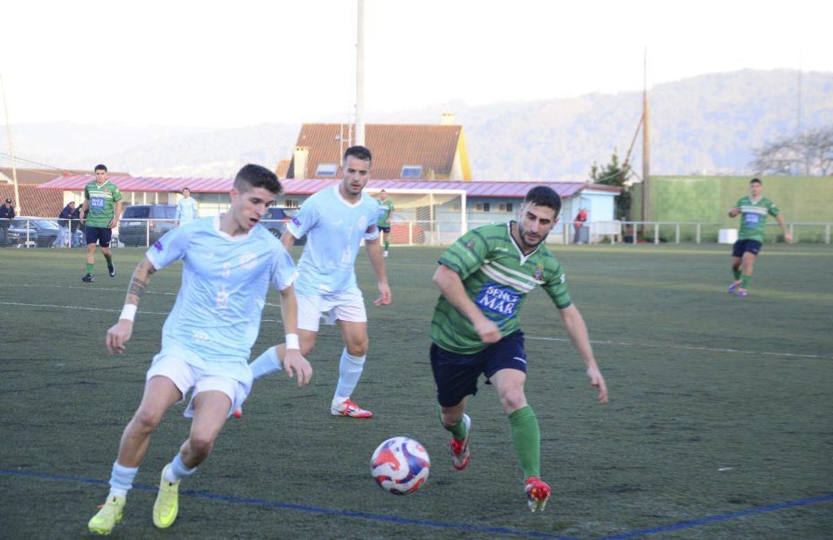 El derbi de la primera vuelta, disputado en diciembre en As Laxes. | GONZALO NÚÑEZ