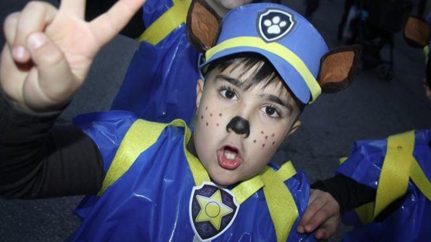 Los vecinos de Jumilla despiden el carnaval en la calle del Calvario