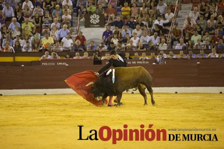 Segunda corrida de Feria: Enrique Ponce, Manzanares y Cayetano