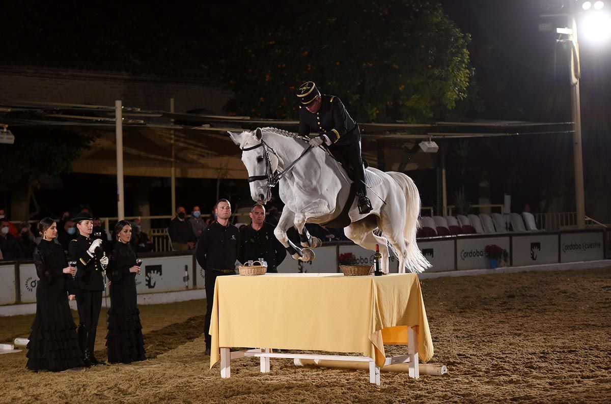 La escuela francesa de equitación Cadre Noir celebra en Córdoba el 25 aniversario de Cabalcor