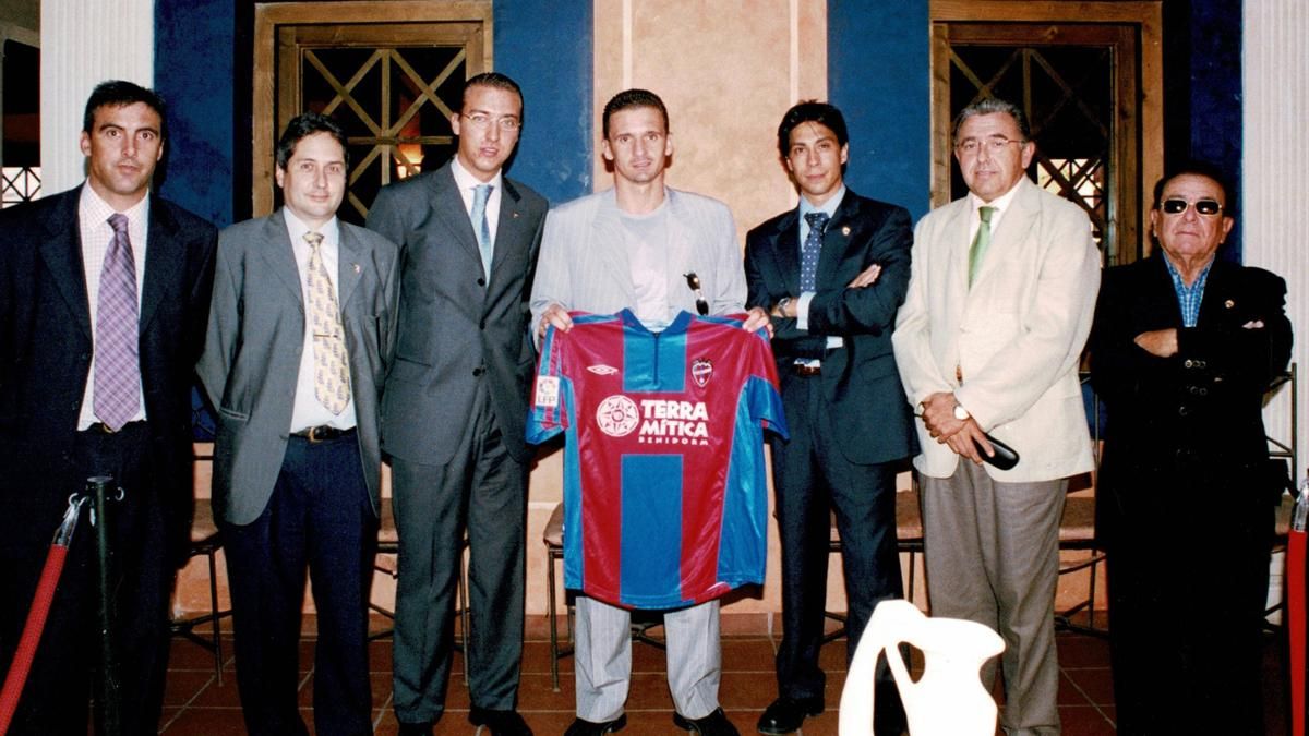 Mijatovic, el día de su presentación
