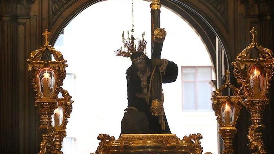 Los titulares cristíferos de las cofradías agrupadas estarán en besapié por el Año de la Misericordia.