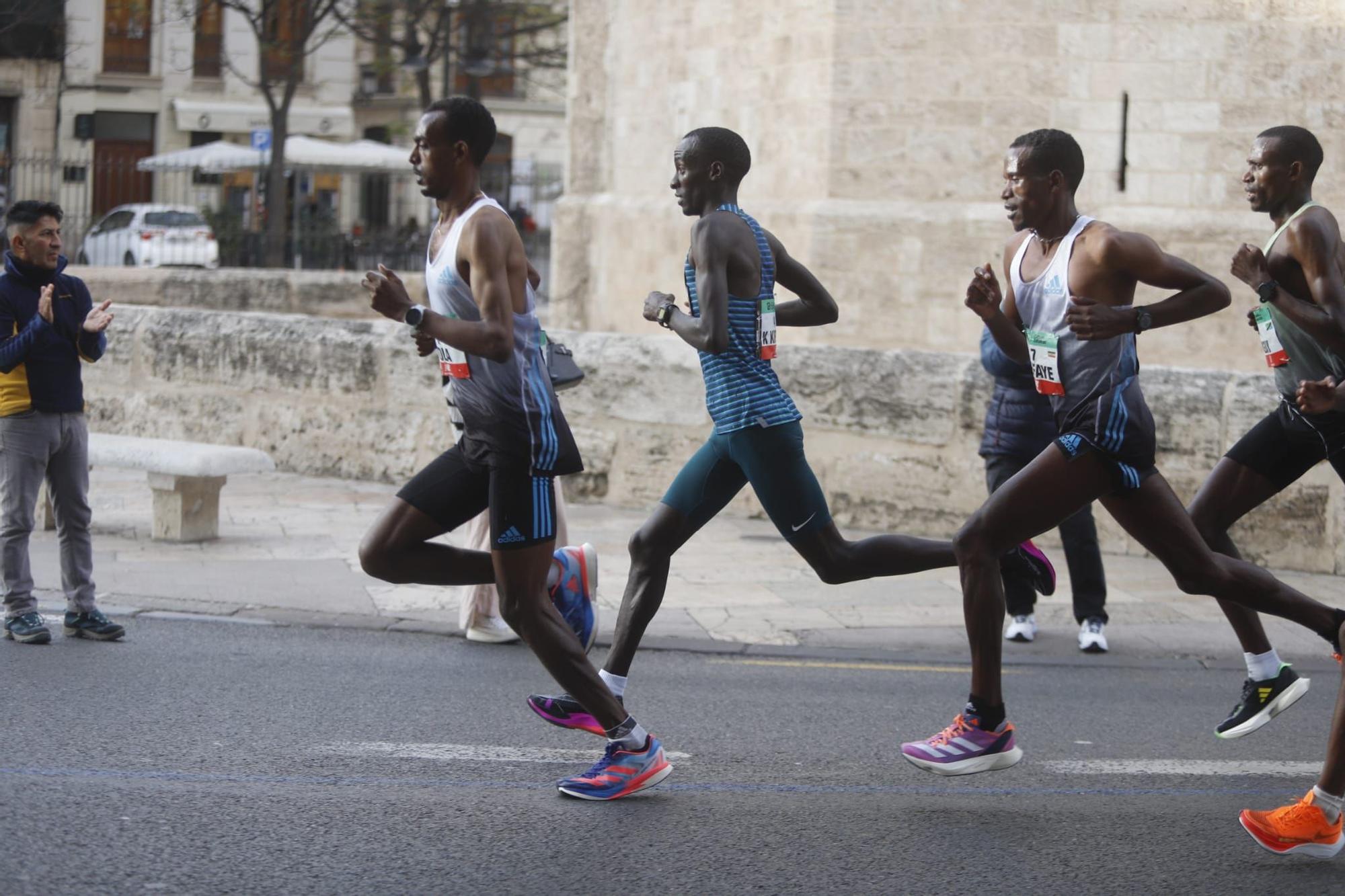 GALERÍA | Todas las imágenes de la Maratón Valencia Trinidad Alfonso