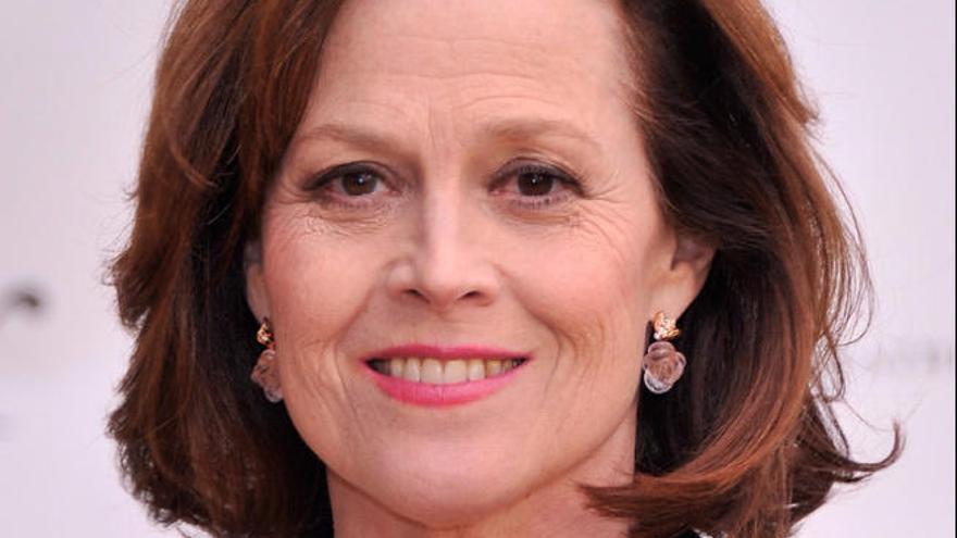 Sigourney Weaver.