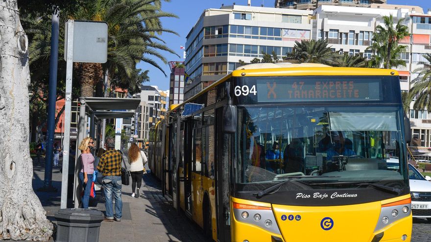 Arranca la huelga de guaguas en San Telmo