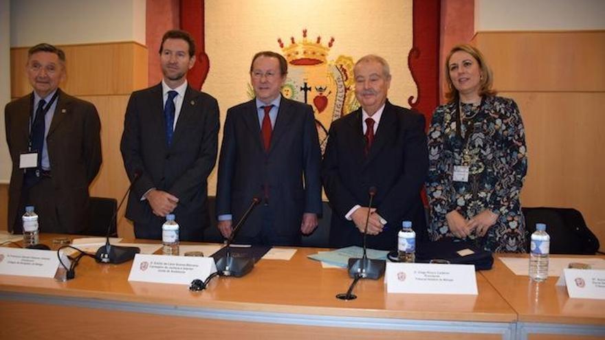 Emilio de Llera inauguró ayer en Málaga un congreso.