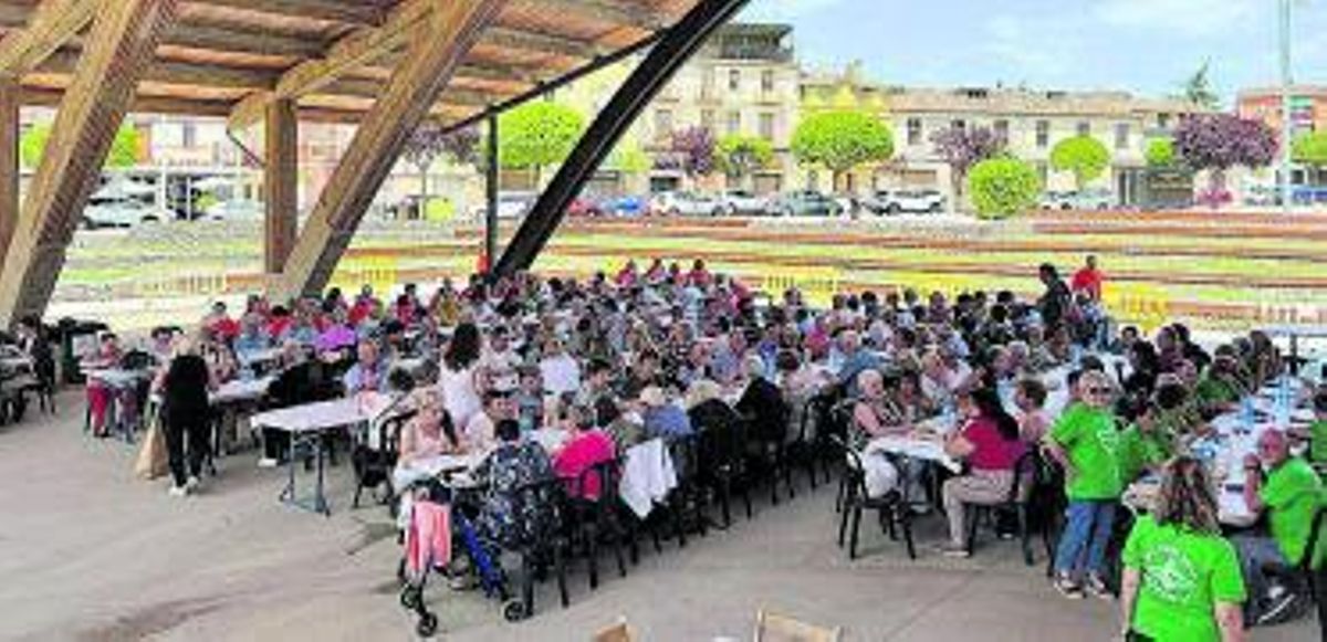 Sant Fruitós tanca la Setmana de la Gent Gran amb un reconeixement als esplais de la comarca | AJ. DE SANT FRUITÓS