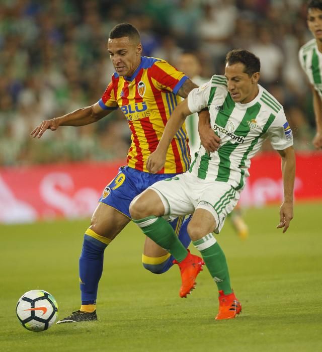 Betis - Valencia, en imágenes