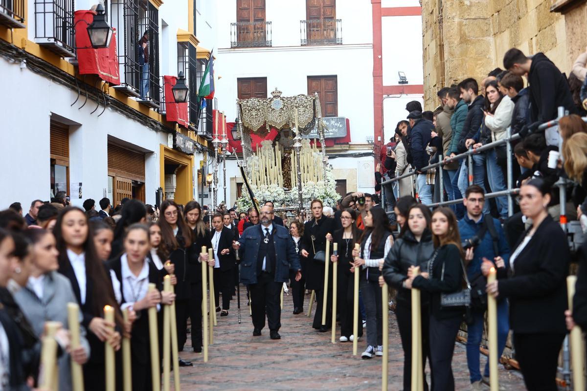 La Vera Cruz y el Amor vuelven a sus templos