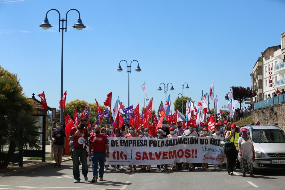 Manifestación en defensa de Thenaisie Provote