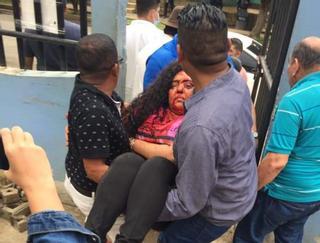 Paramilitares agreden a opositores y a periodista en Nicaragua