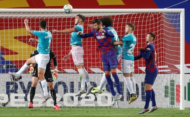 FC Barcelona, 1 - CA Osasuna, 2