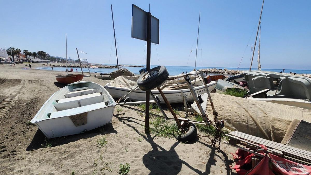 El Ayuntamiento despeja la zona de varada de las playas de Pedregalejo y El Palo