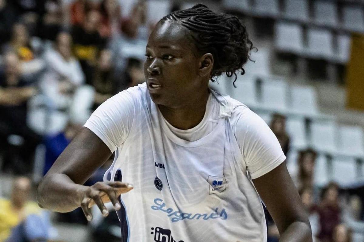 Sangaré, durante un encuentro con el Leganés